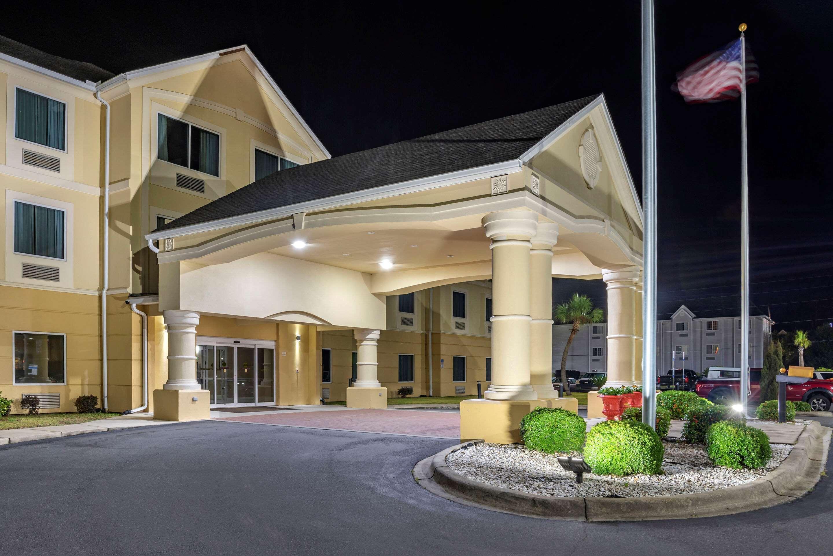 Comfort Inn & Suites Marianna I-10 Екстер'єр фото